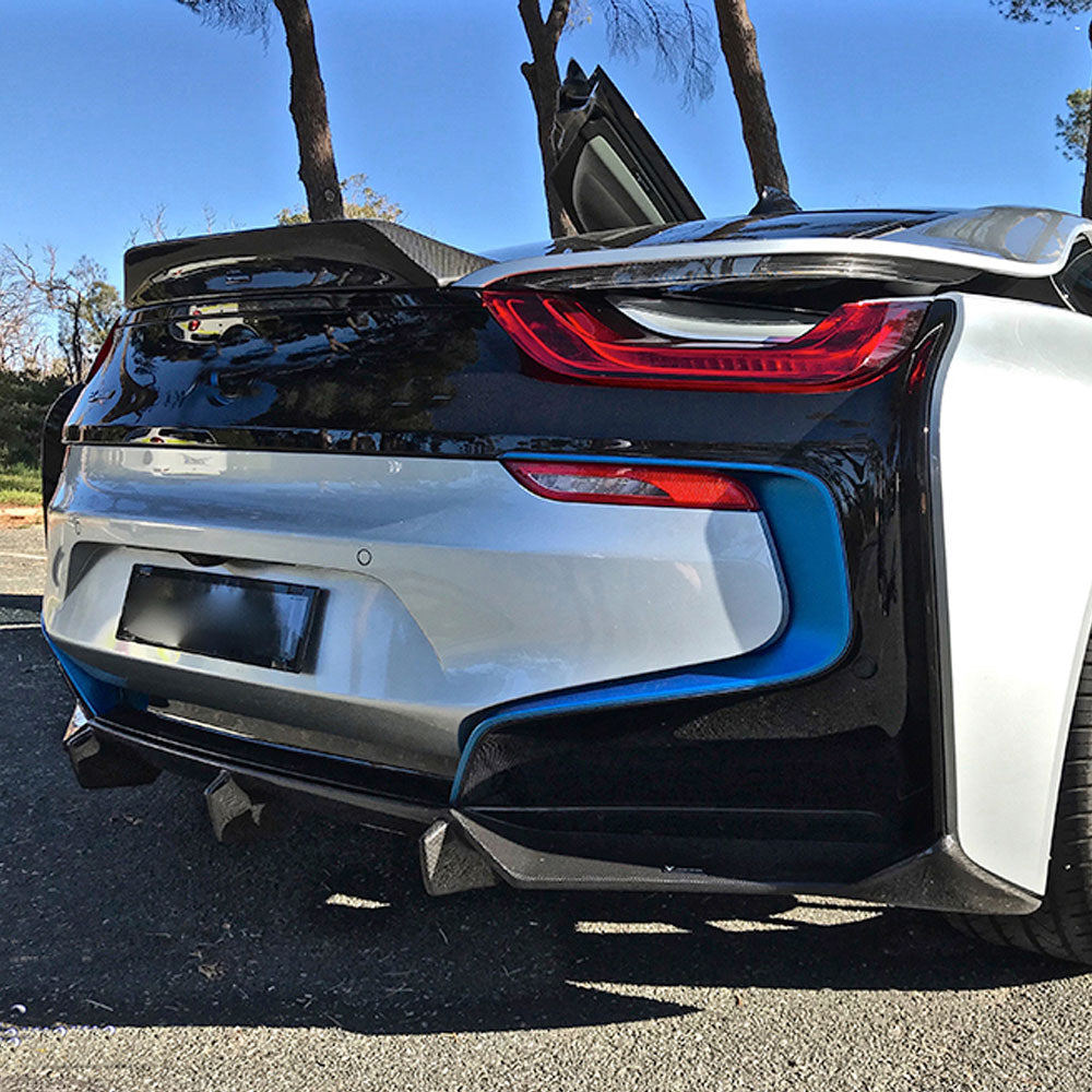 V Style Carbon Fiber Trunk Spoiler for BMW i8 I12/I15 (2014–2020)