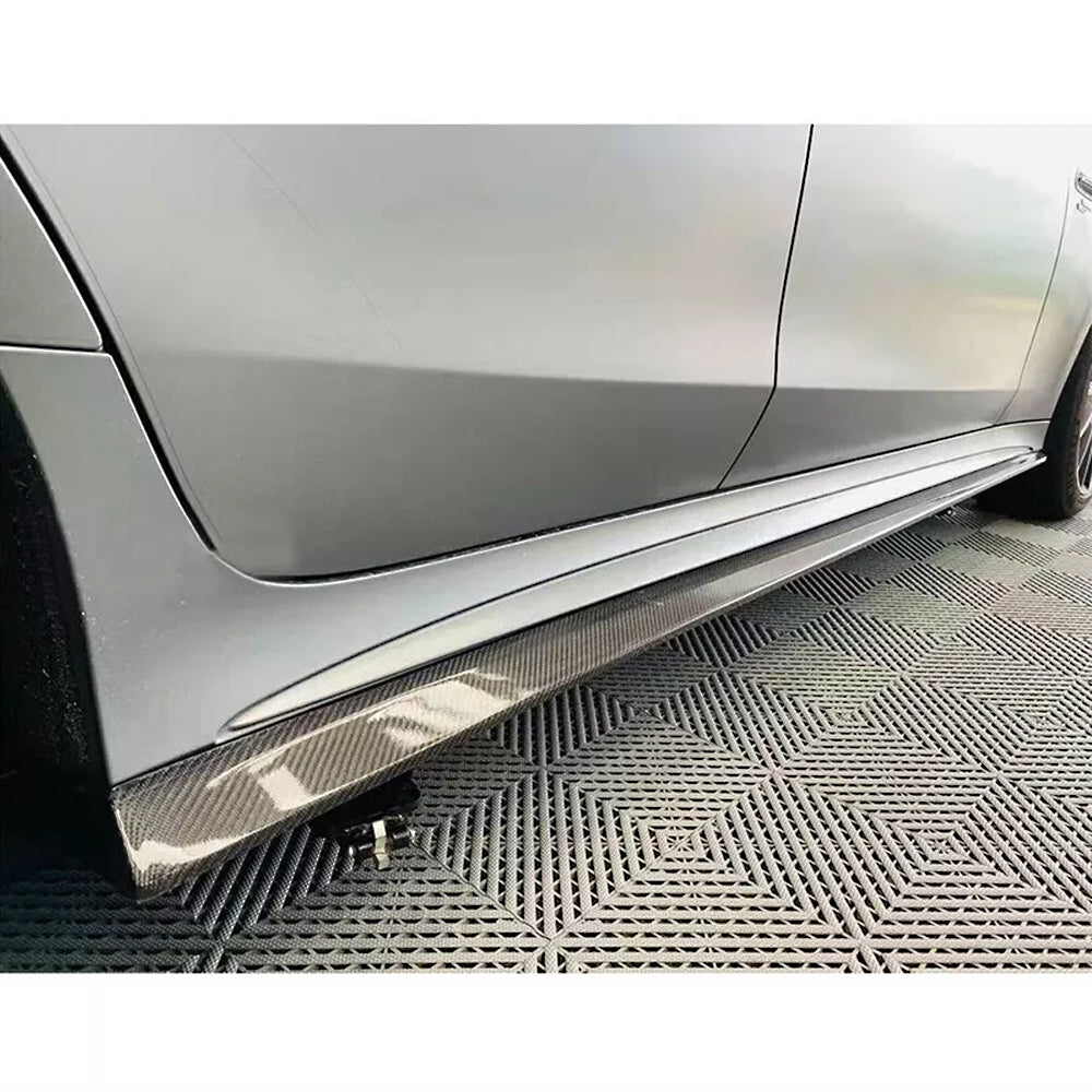 Mercedes-Benz AMG GT 4‑Door X290 Pre‑Facelift Side Skirts carbon fiber installed