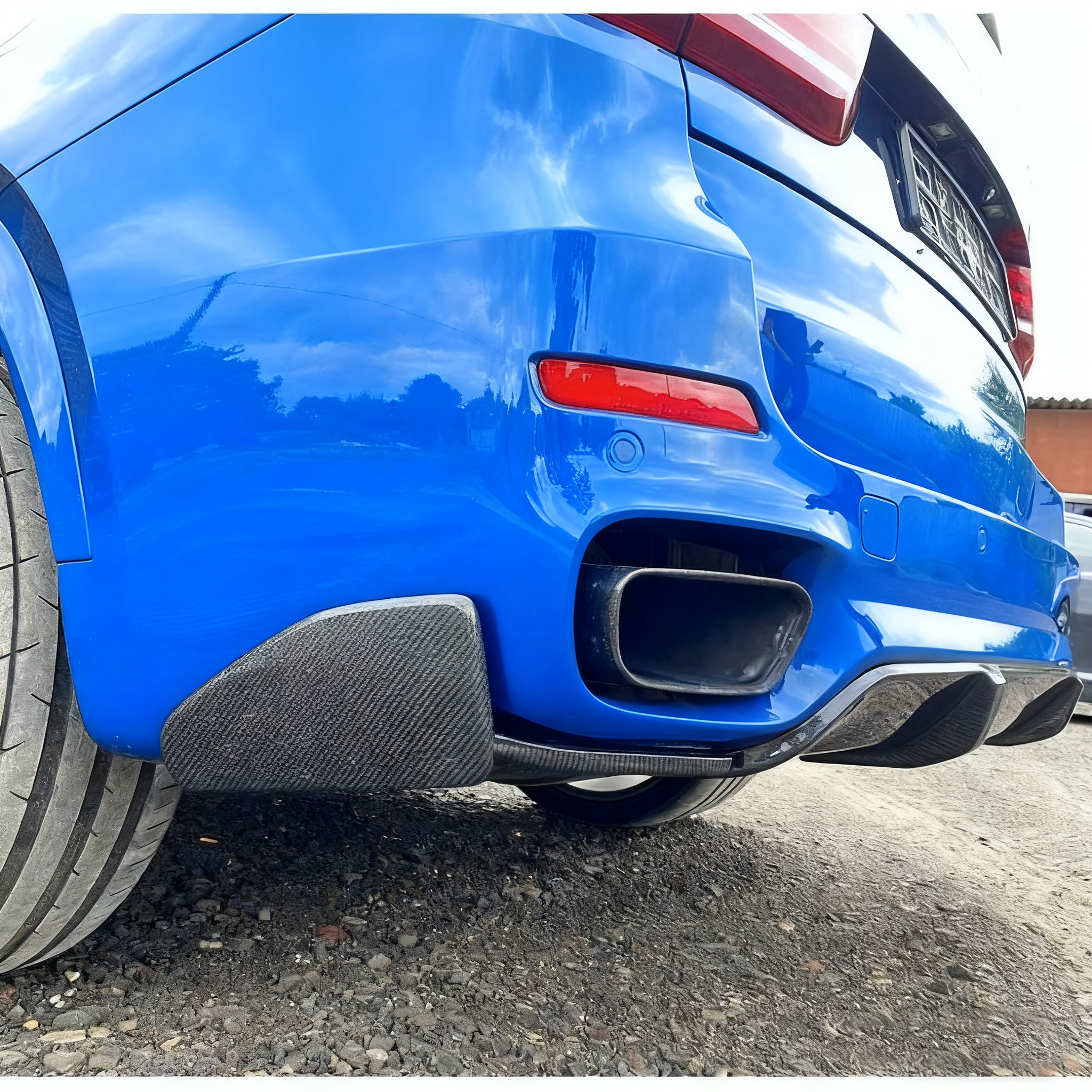 Performance Style Carbon Fiber Rear Splitter for BMW X5 F15 (2013-2018)