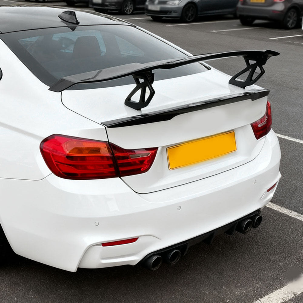 V Style Carbon Fiber Trunk Spoiler for BMW M3 F80, M4 F82/F83 (2014-2020)