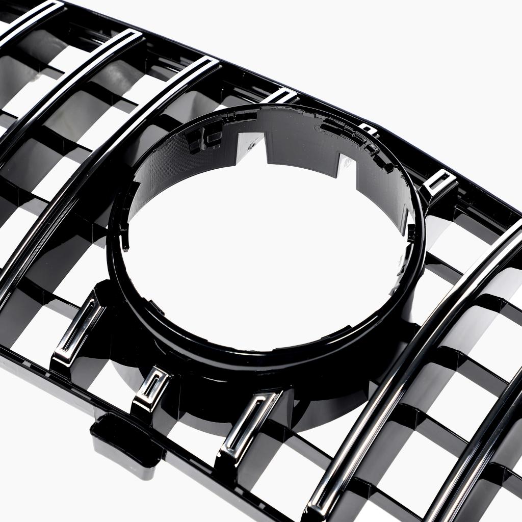 Benz GLA X156 front grille- details view