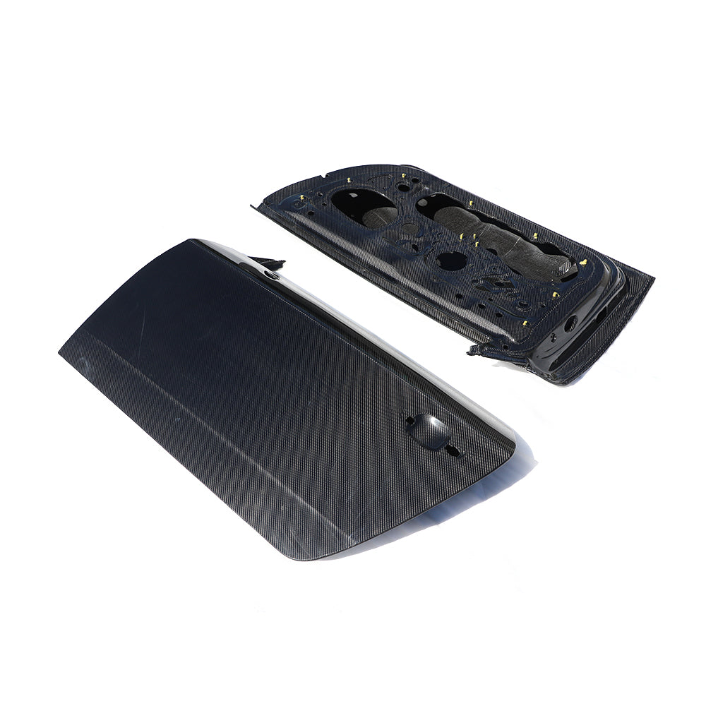 OEM Style Carbon Fiber Door for Audi TT RS MK3 8S Pre-LCI(2017-2019)/ TT/TTS MK3 8S Pre-LCI(2015-2018)