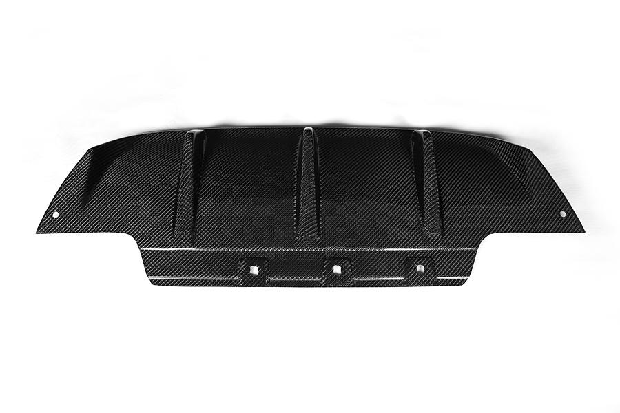 V Style Carbon Fiber Rear Diffuser For BMW M6 F06/F12/F13 (2012–2018)