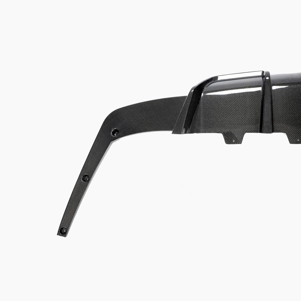 V Style Carbon Fiber Rear Diffuser for BMW M6 F06/ F12/ F13 (2011-2018)