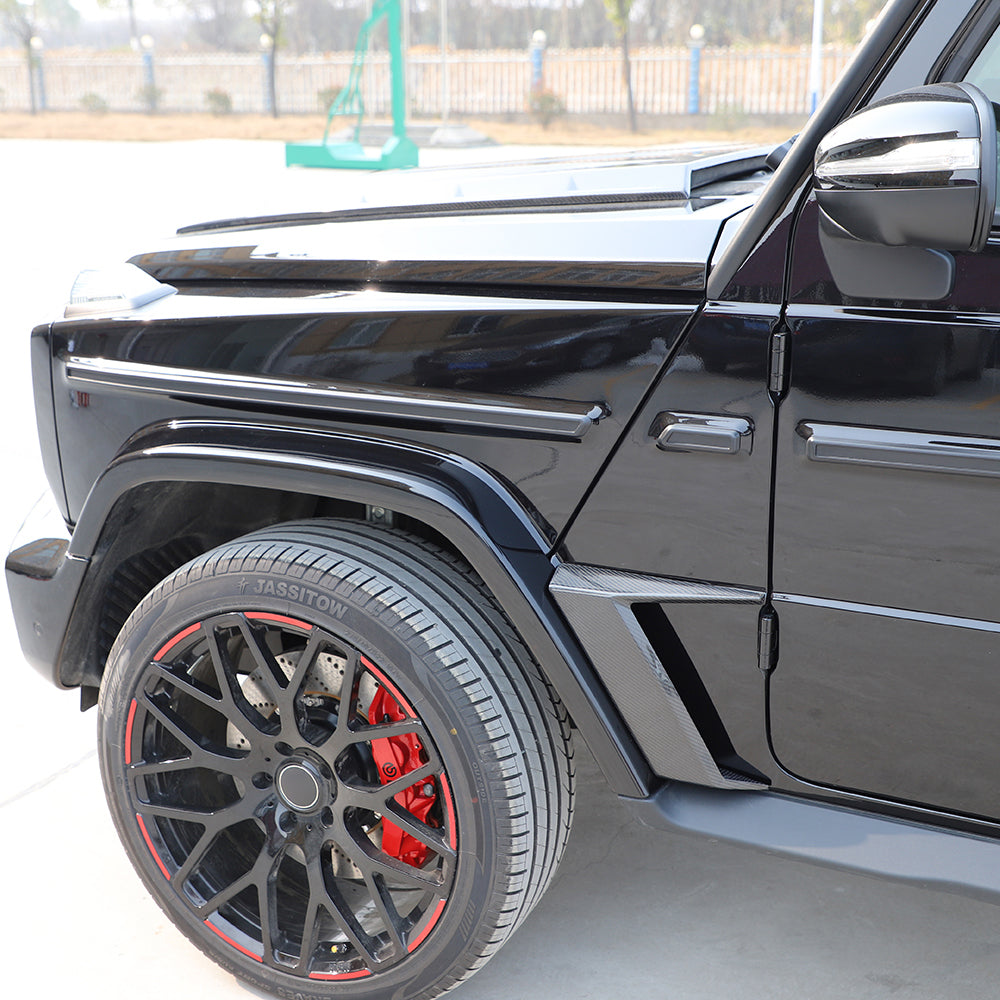 Mercedes-Benz G‑Class W463A Pre‑Facelift Side Fender carbon fiber installed