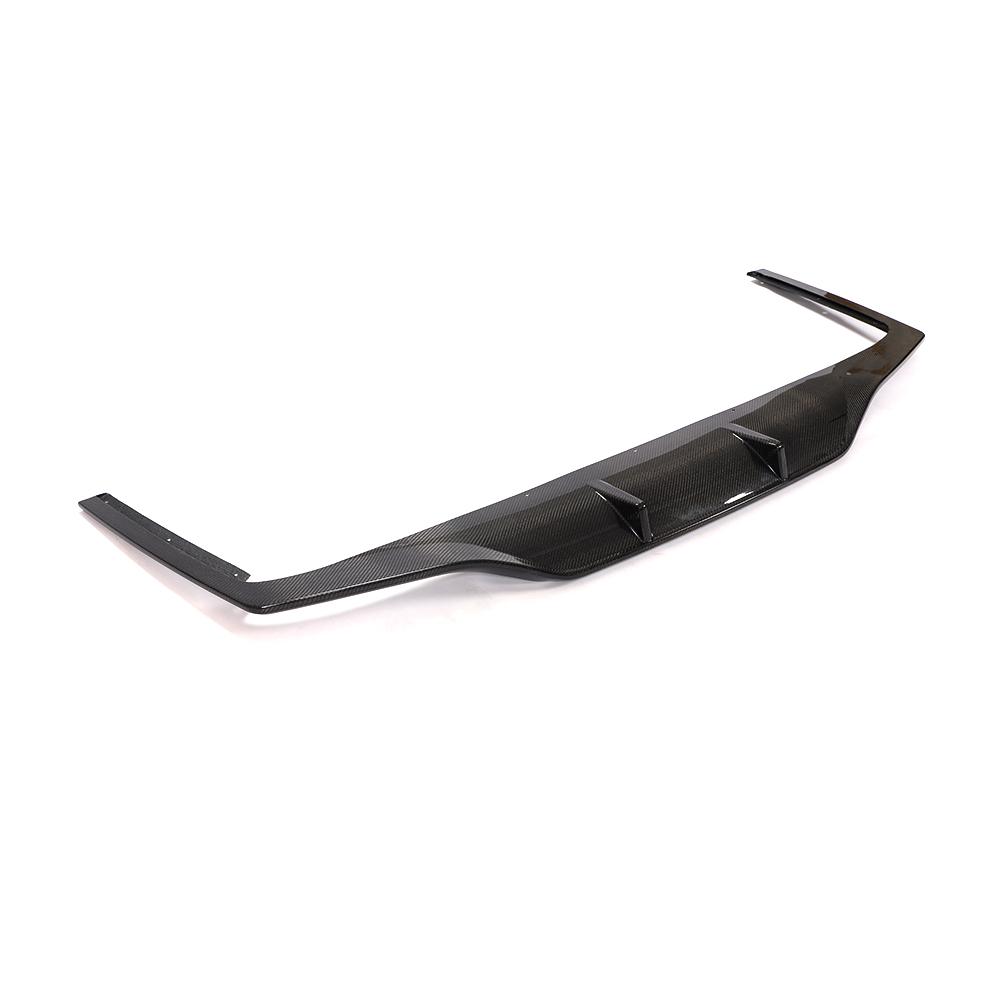ST Style Carbon Fiber Rear Diffuser for BMW 7 Series G11/G12 LCI (2019–2022)