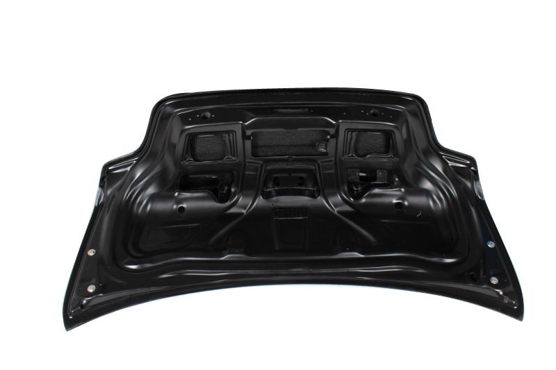 Carbon Fiber Rear Trunk Trim Bonnets for BMW E82 CLS Coupe (2007-2013)