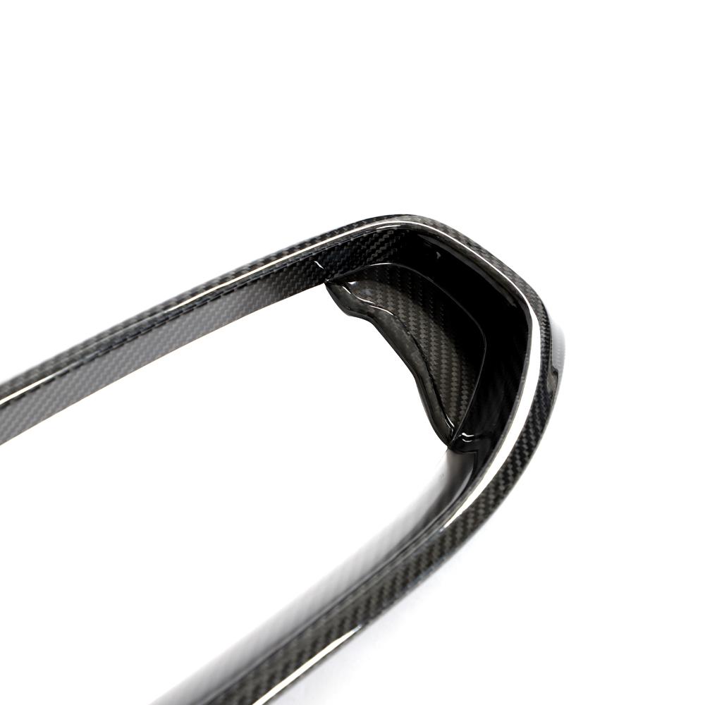 ST Style Carbon Fiber Front Grille for BMW 2 Series G42 Coupé (2021+)